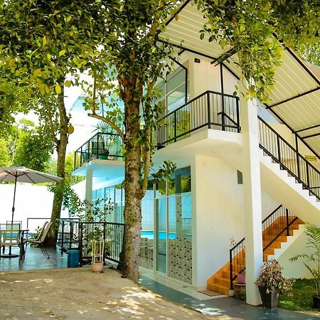 Nelinsa Residence Канди Экстерьер фото