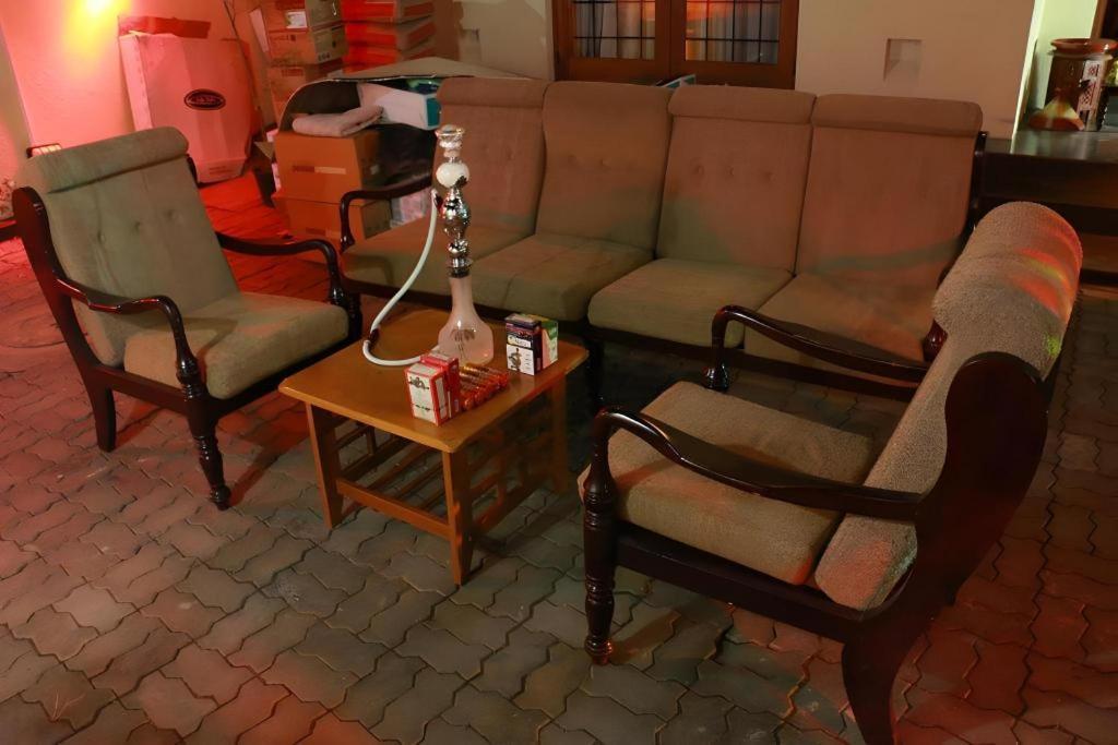 Nelinsa Residence Канди Экстерьер фото